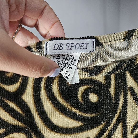 Vintage Velvet Swirly Top by D.B. sport - Picture 3 of 4